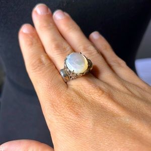 Size 9 Sterling Mother of Pearl Ring
